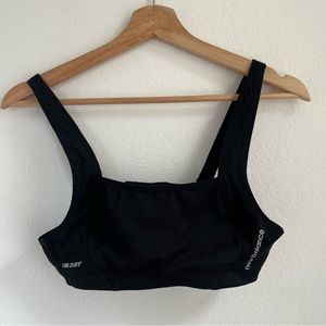 New balance dry fit sports bra